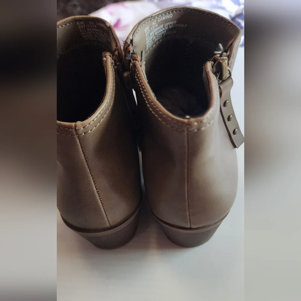 Arizona Jean Company Brown Ankle Booties with Side Zipper - Picture 5 of 8